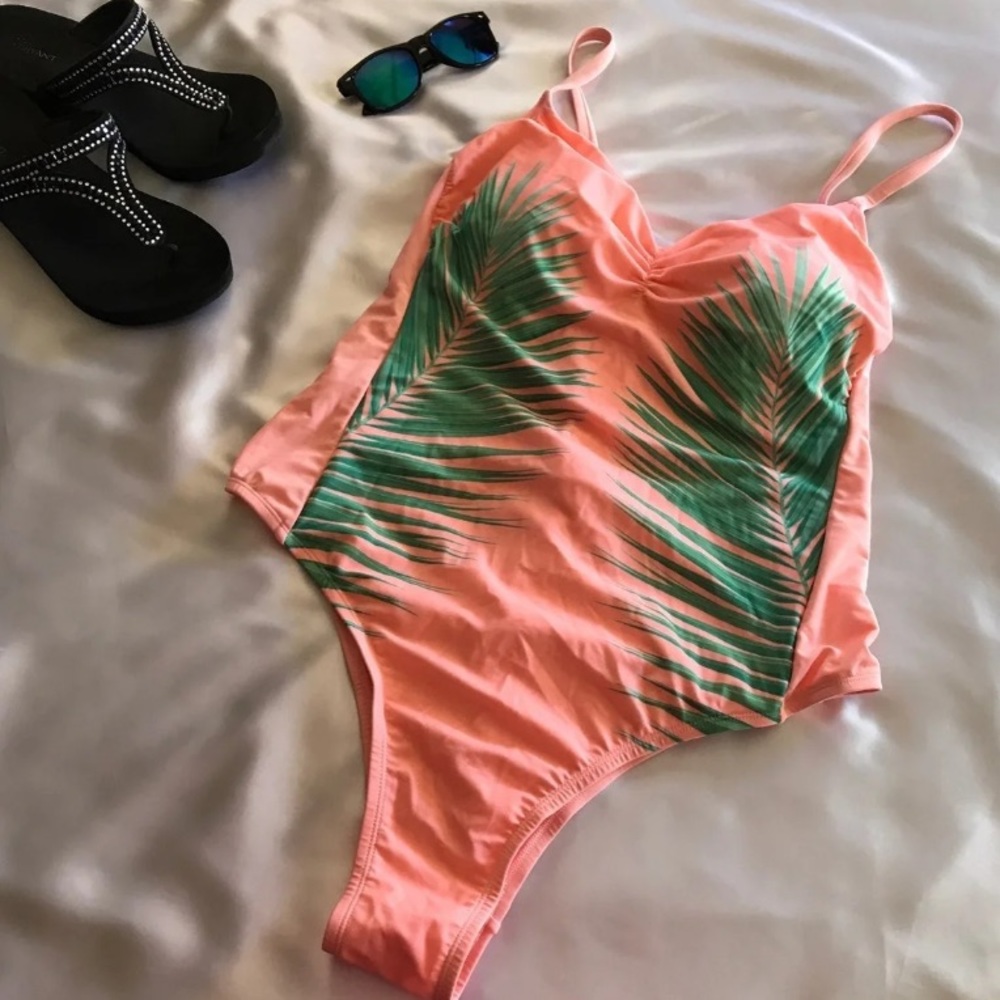 Xhilaration one piece coral swimsuit 20W